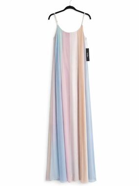 Lulus maxi dress NWT